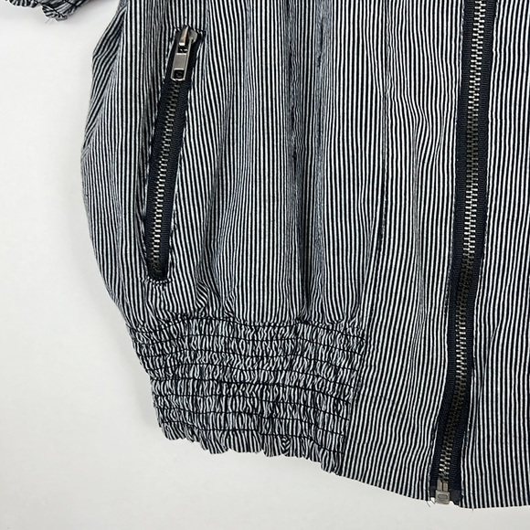Poetry Clothing Zip-Up Top With Elevated Neck Black Gray Stripes Sz L - Picture 5 of 8